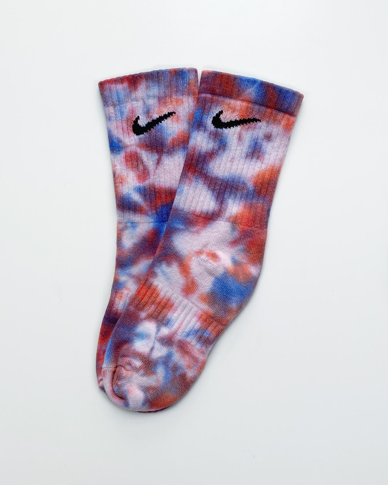 Tye-dye nike socks Nerds. Hand dyed cruzado - colour trip