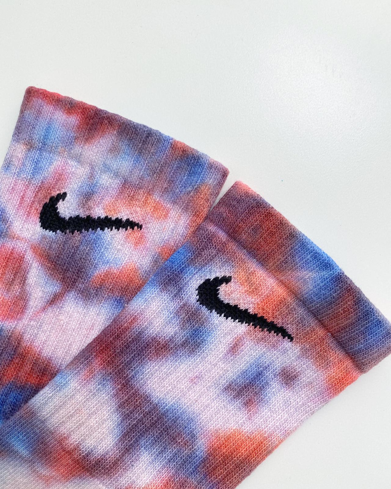 Tye-dye nike socks Nerds. Hand dyed detalhes - colour trip