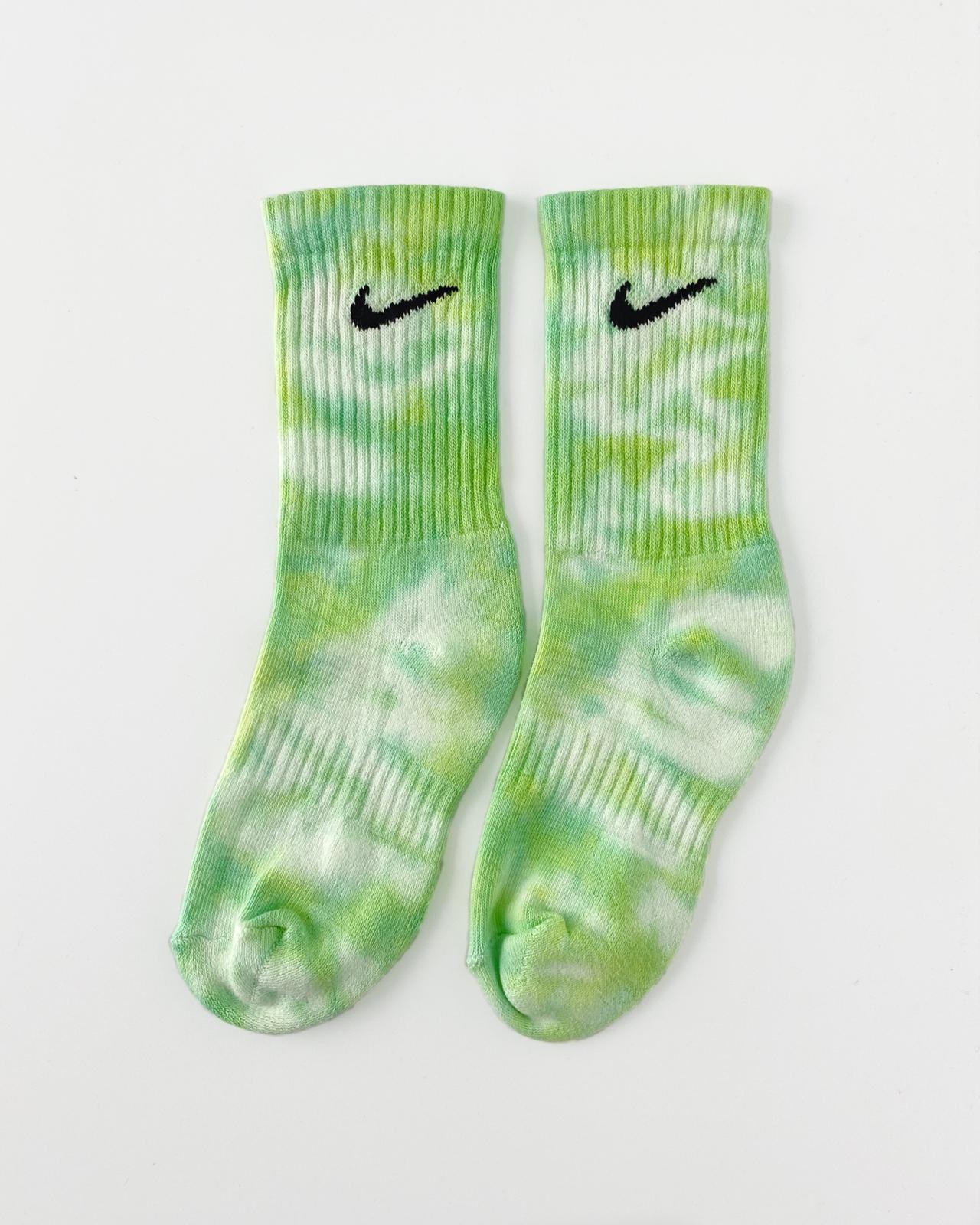 Calcetines Nike tie dye mix colours caipirinha reto novas. Calcetines Nike 100% originales teñidos a mano. Shop NOW!